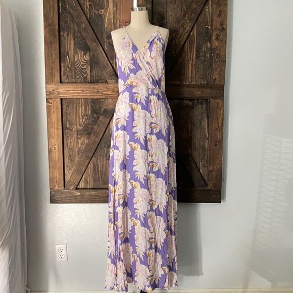 ASTR Lilac Floral Maxi Halter Dress Sz-LRG - Picture 2 of 10